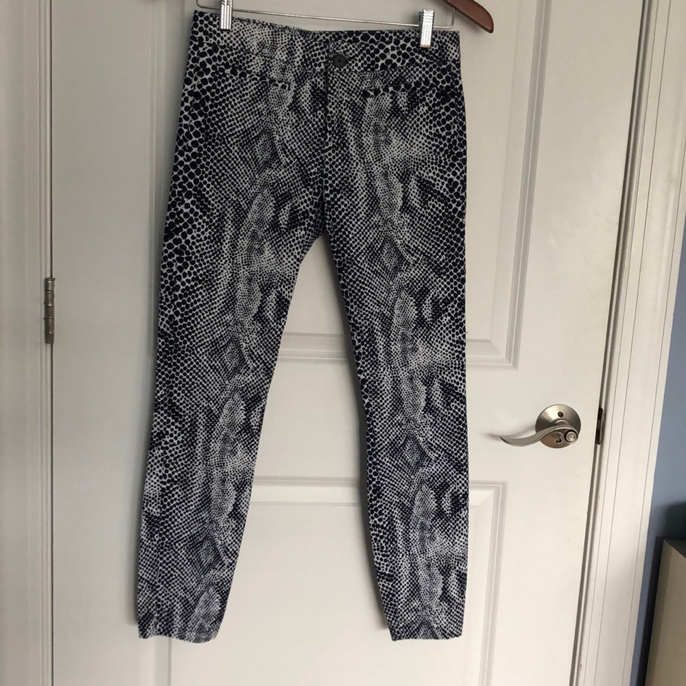 Gap skinny pant snake print